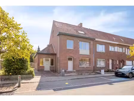 huis te koop in aalbeke met 4 slaapkamers
