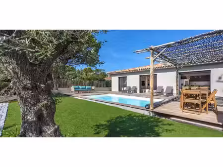 villa avec piscine en bord de mer pianottoli-caldarello (2a)