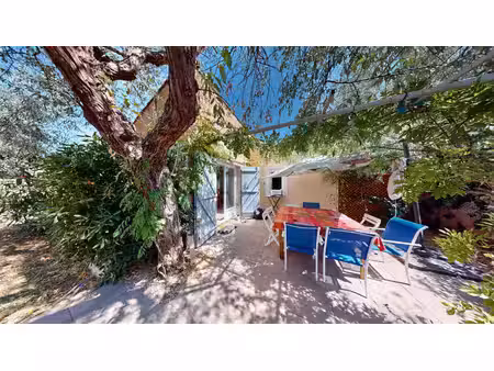 belle maison t3 avec dépendance - bail precaire de septembre a juin