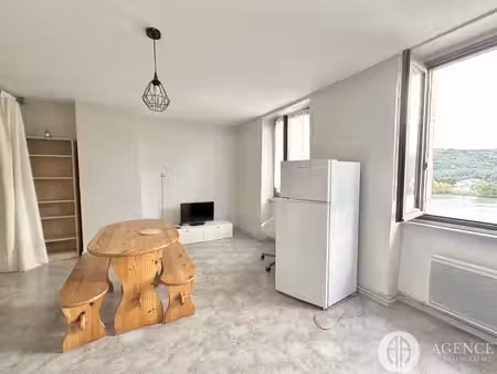 à louer – appartement meublé 31 m² – saint-vallier