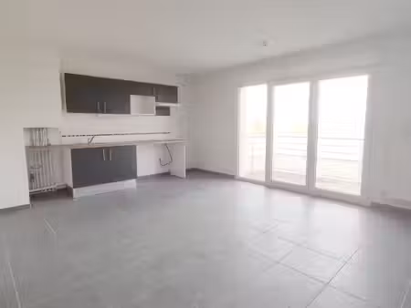 location appartement 4 pièces 83m² aussonne 31840