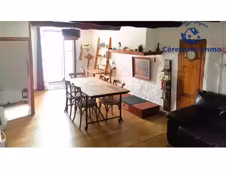 en exclusivité ! maison de village de caractère à saint-jean-pla-de-corts