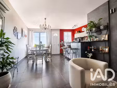 maison de village à pierrevert (04860)