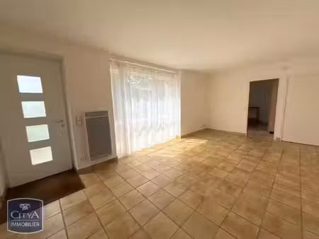 appartement à louer 3 pièces 66.85 m² - blaye (33) - 585€