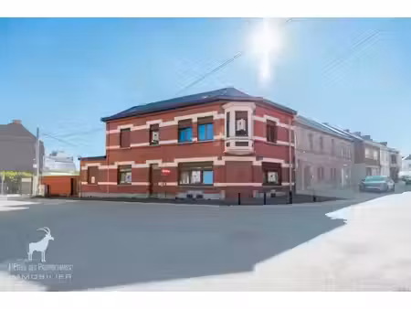 maison à vendre avec terrasse et 3 chambres   manage (vbe58021)