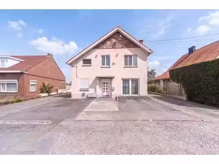 villa à vendre à chaussée de mons 392 anderlues (vbe58120)