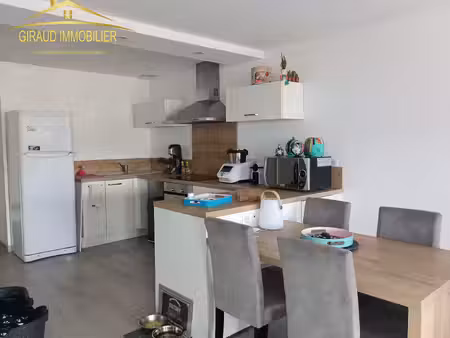 location appartement 4 pièces 90m² charlieu 42190