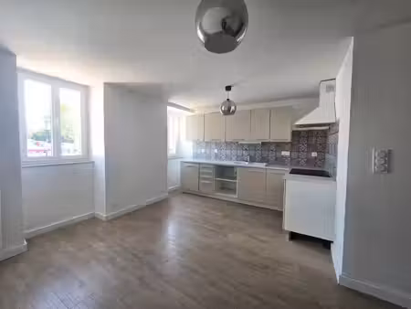 location appartement saint-palais 64120 - - surface privée