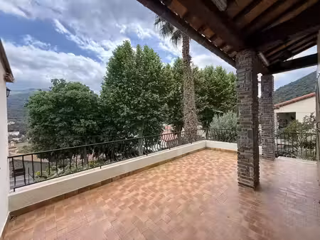location maison 6 pièces 110m2 amélie-les-bains-palalda 66110 - 1320 € - surface privée