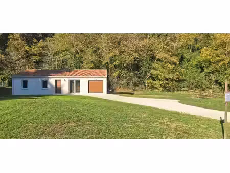saint-capraise-de-lalinde a louer jolie maison recente t4 de 95