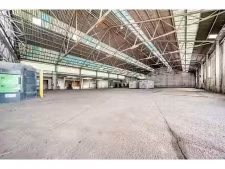 surface commerciale à vendre à rue michel duchatto 45+ herstal (vbe58144)