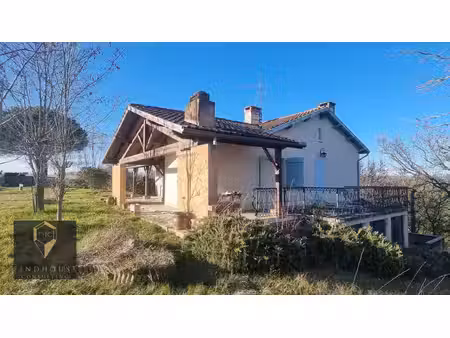 maison individuelle t3 plain-pied / sous-sol - jardin - pyrénées