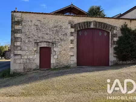 maison à chazelles (16380)