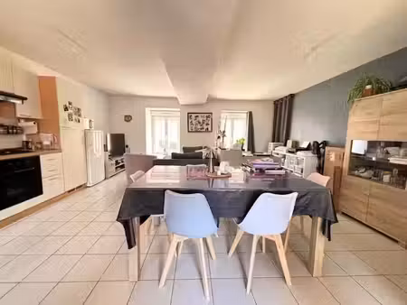 location maison 3 pièces 59.6 m² à fye (72610)  415 €