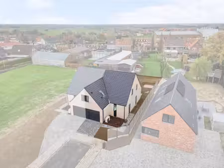huis te koop in heuvelland met 3 slaapkamers