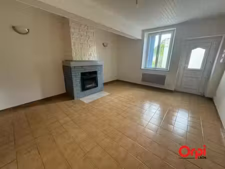 location maison 2 pièces 79.89 m² à marle (02250)  465 €