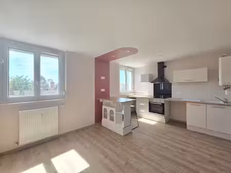 location appartement 2 pièces 46m² st andre les vergers 10120