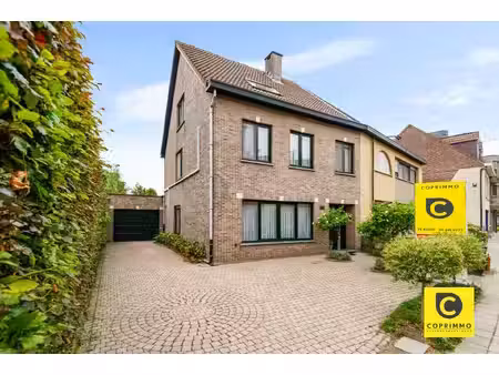 huis te koop in aartselaar met 4 slaapkamers