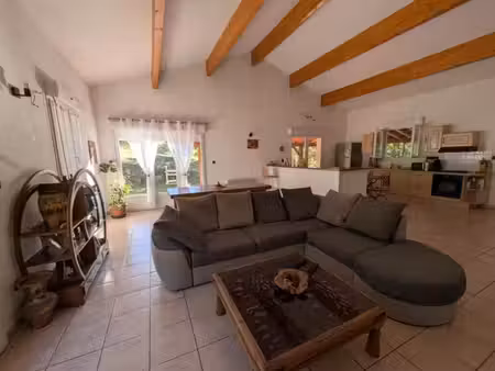 vente maison 4 pièces 122 m2 à gourdon