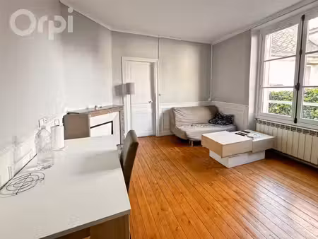 location appartement 3 pièces 55m² senlis 60300