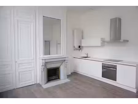 location appartement 4 pièces 60m² lille 59000