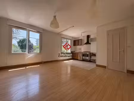 location appartement 2 pièces 52 m² à grenoble (38000)