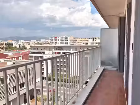 location appartement 4 pièces 76 m² à marseille 2 (13002)