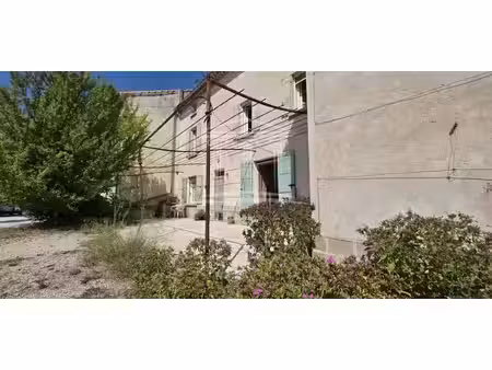 vente maison 10 pièces 161 m² entraigues-sur-la-sorgue (84320)