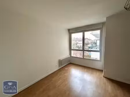 location appartement 1 pièce 34m² st cyr l ecole 78210