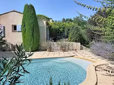 vente maison 5 pièces 126 m² à cucuron (84160)  495 000 €