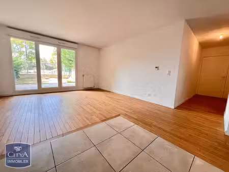 location appartement 3 pièces 64m² acheres 78260
