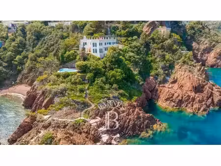 villa de 7 pièces de luxe en location théoule-sur-mer  provence-alpes-côte d'azur
