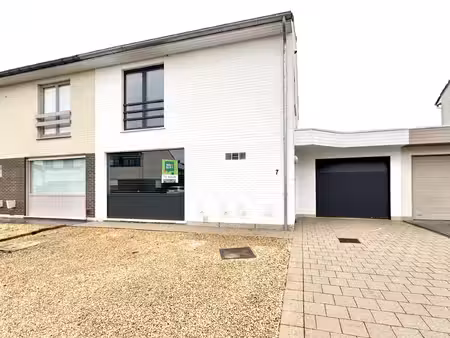 huis te huur in waregem met 2 slaapkamers