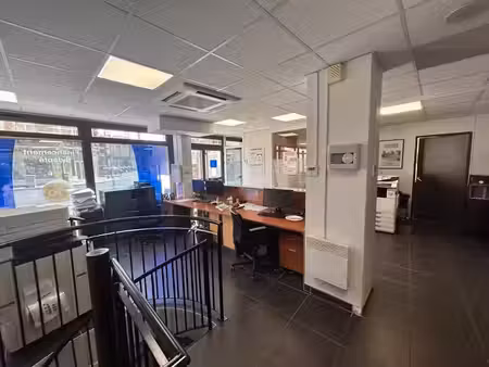 vente locaux professionnels à courbevoie (92400)  472 500 €