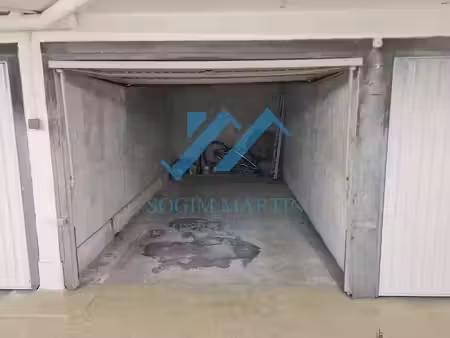 vente locaux professionnels 0 pièces à menton (06500)  45 000 €
