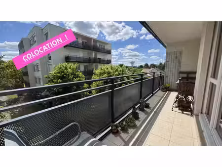 location appartement 1 pièce  10.43m²  bois