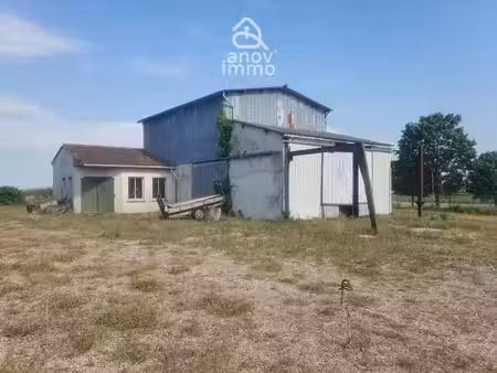 vente locaux professionnels 2 pièces 200 m² à chassors (16200)  69 000 €