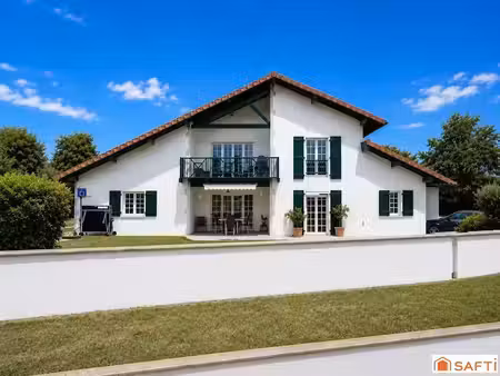 vente maison 7 pièces 180 m² à saint-palais (64120)  529 900 €