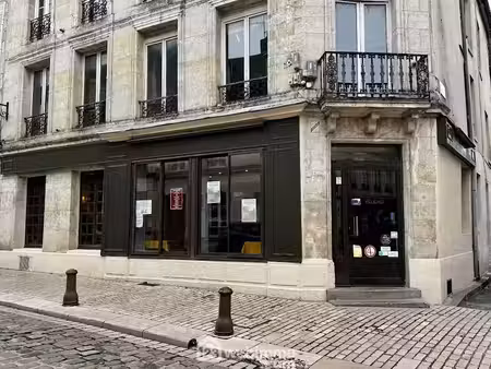 vente locaux professionnels 3 pièces 102 m² à laon (02000)  70 000 €