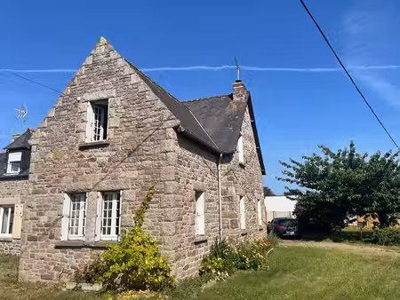 maison frehel - proche mer - maison en pierres à moderniser   dépendances