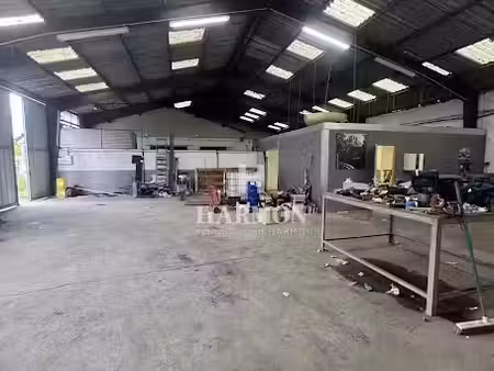 vente locaux professionnels 4 pièces 800 m² à oloron-sainte-marie (64400)  188 000 €