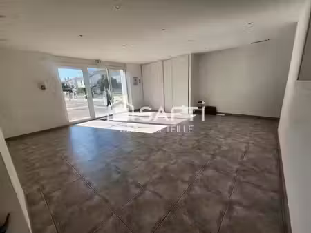 vente locaux professionnels 5 pièces 135 m² à aniane (34150)  230 000 €
