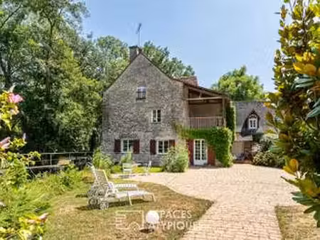 vente maison piscine à avessé (72350) : à vendre piscine / 276m² avessé