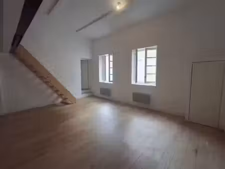 location appartement 2 pièces 48 m² à nîmes (30000)