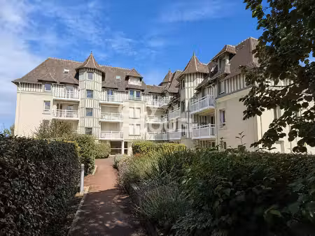tourgeville plage - appartement 2/3 pieces en rez de jardin face mer