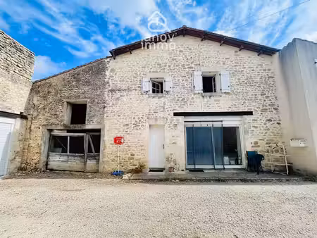 vente maison 5 pièces 133.14 m² à mosnac-saint-simeux (16120)  127 000 €