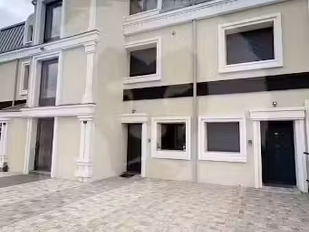 vente locaux professionnels 18 pièces 340 m² à paray-vieille-poste (91550)  2 680 000 €