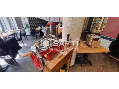 vente locaux professionnels 0 pièces 292 m² à laon (02000)  830 000 €