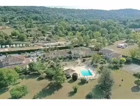 vente locaux professionnels 60 pièces 1216 m² à montauroux (83440)  4 490 000 €
