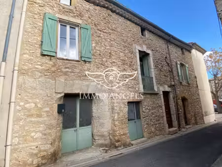 maison vigneronne avec potentiel  dans village touristique reche
